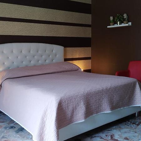 Cconforthotels R&B Semplici Emozioni Бари Экстерьер фото