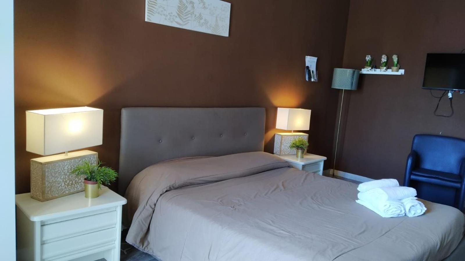 Cconforthotels R&B Semplici Emozioni Бари Экстерьер фото